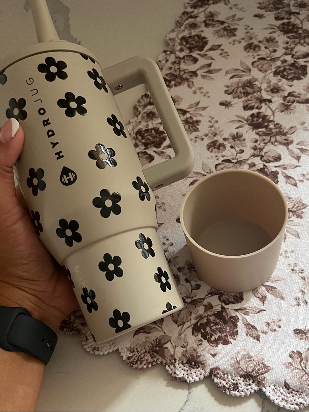 Aubrie floral hydrojug